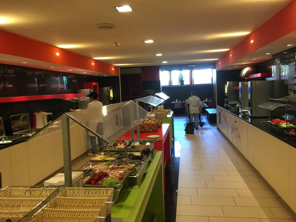 וינה Apartment Zentral Direkt An U-Bahn Station מראה חיצוני תמונה